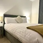 2 Bedroom Luxury Apartment Edgware Road By Wild London