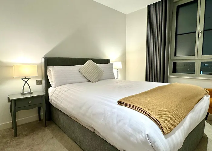 2 Bedroom Luxury Apartment Edgware Road By Wild London