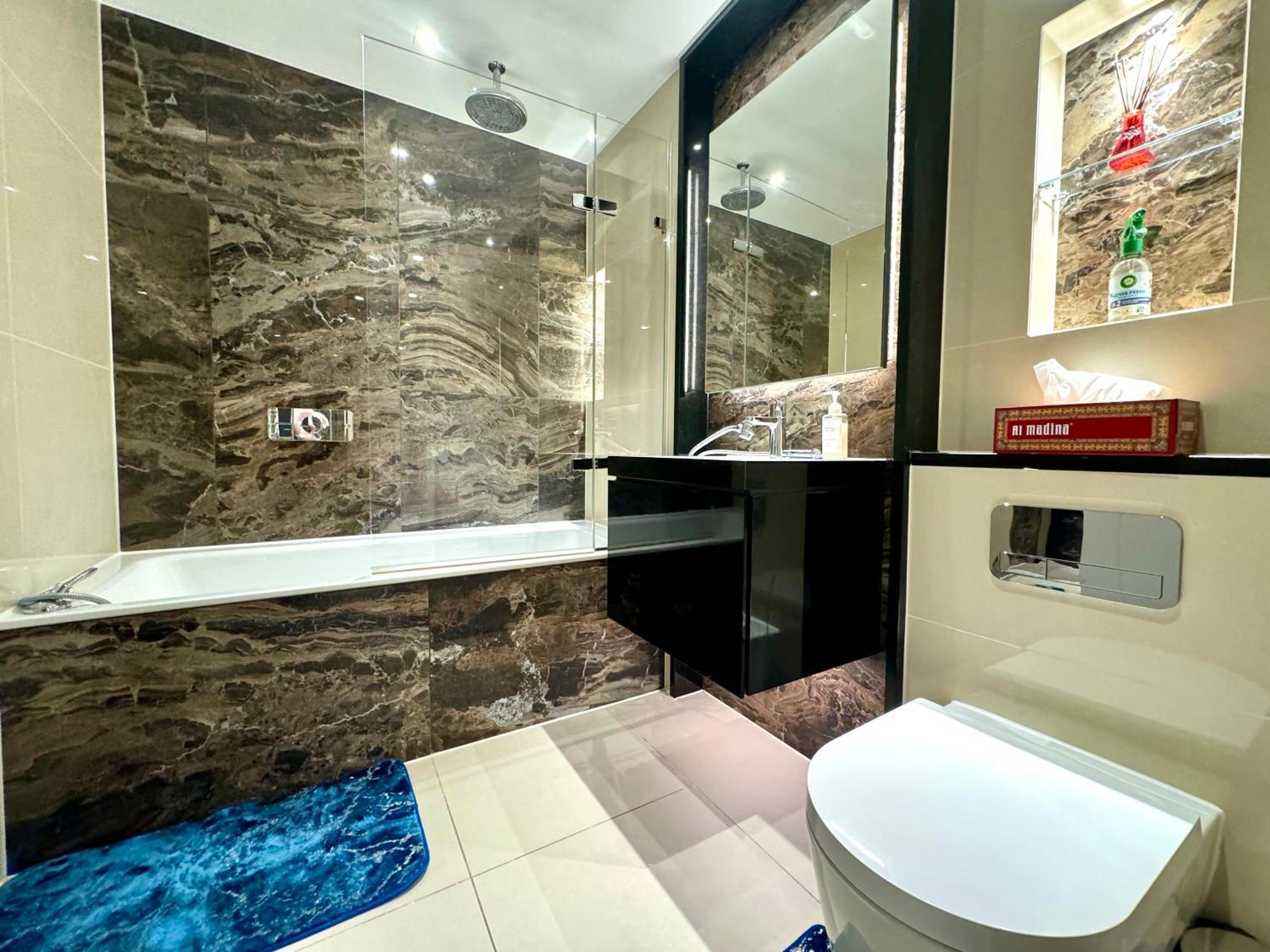 2 Bedroom Luxury Edgware Road By Wild Apartment
