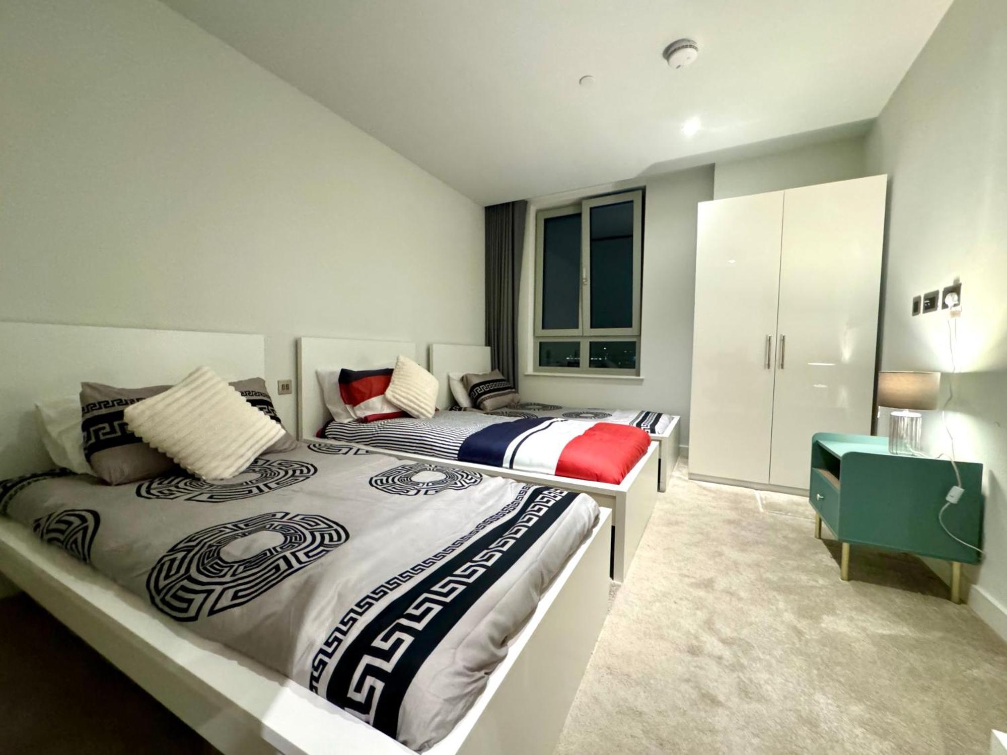 Apartment 2 Bedroom Luxury Edgware Road By Wild London